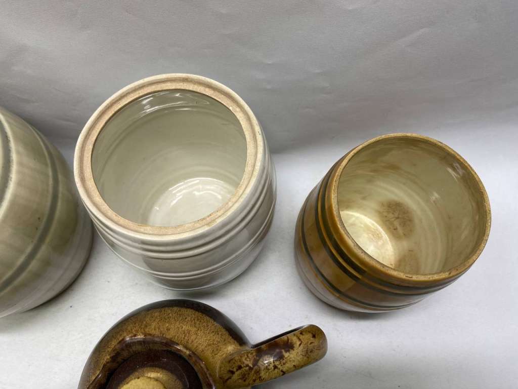 Бочонок кашпо керамический 3 шт и чайник