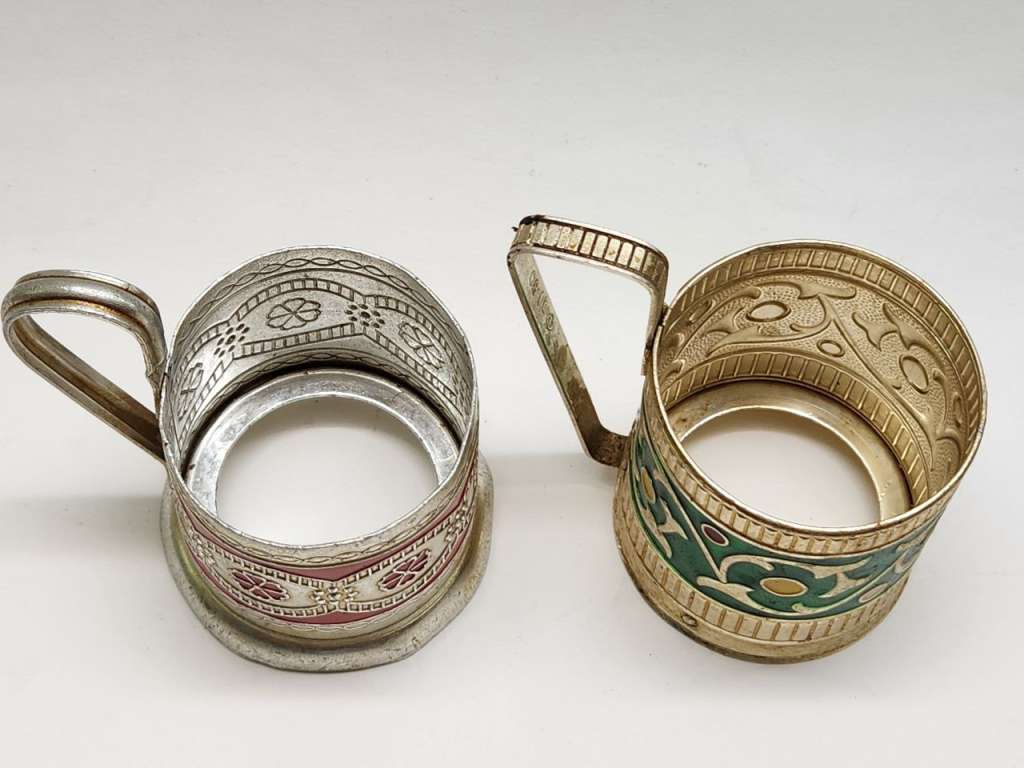 Подстаканники металл эмаль 2 штуки СССР