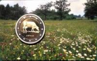 (005) Монета Латвия 2016 год 2 евро "Корова"  Биметалл  Coincard