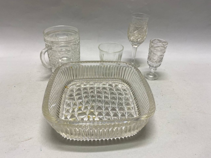 Салатник, чашка и рюмки, хрусталь