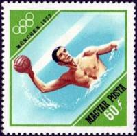 (1972-043) Марка Венгрия "Водное поло" ,  III O