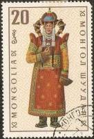(1969-013) Марка Монголия "Халха. Женщина"    Национальная одежда III Θ