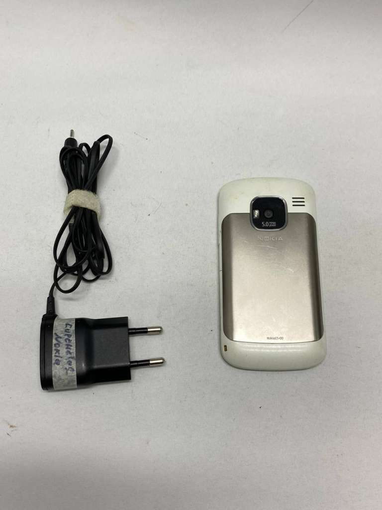 Телефон мобильный Nokia E5, рабочий