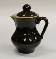 Кувшин с крышкой, глазурованная керамика (состояние на фото)