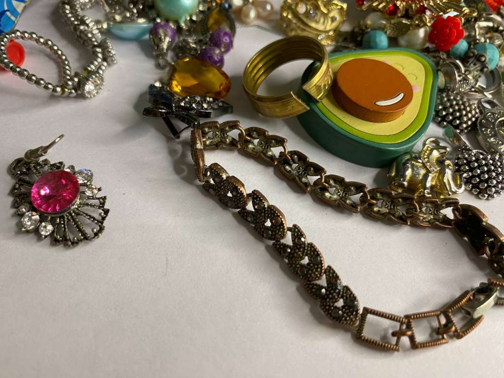 Набор бижутерии подвески брелки