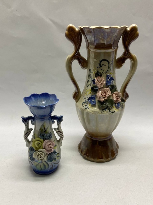 Ваза фарфоровая 2 шт, лепнина цветы