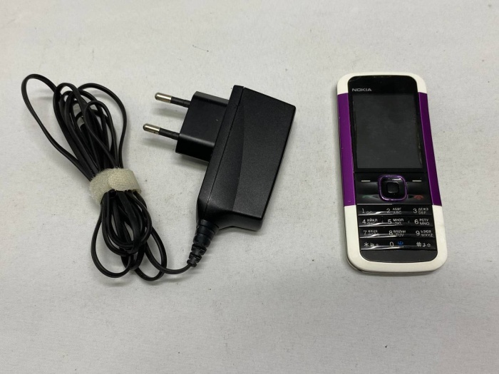 Телефон мобильный Nokia 5000, рабочий