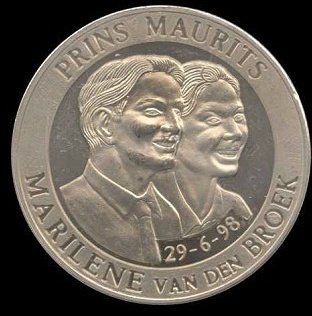 (1998) Монета Оккуси-Амбено 1998 год 5 долларов &quot;Свадьба&quot;  Медь-Никель  UNC