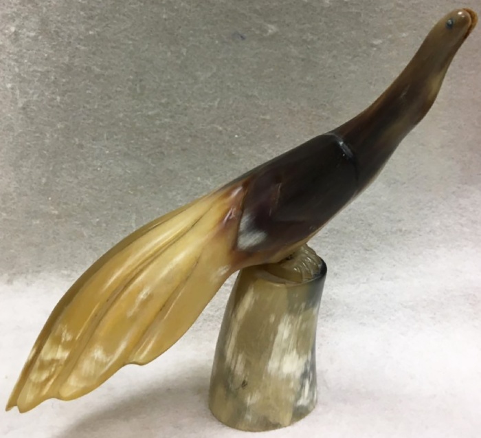 Статуэтка из рога "Птица" (сост. на фото)
