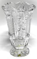 Ваза, хрусталь, высота 15 см, сверху 2 царапины, СССР (сот. на фото)