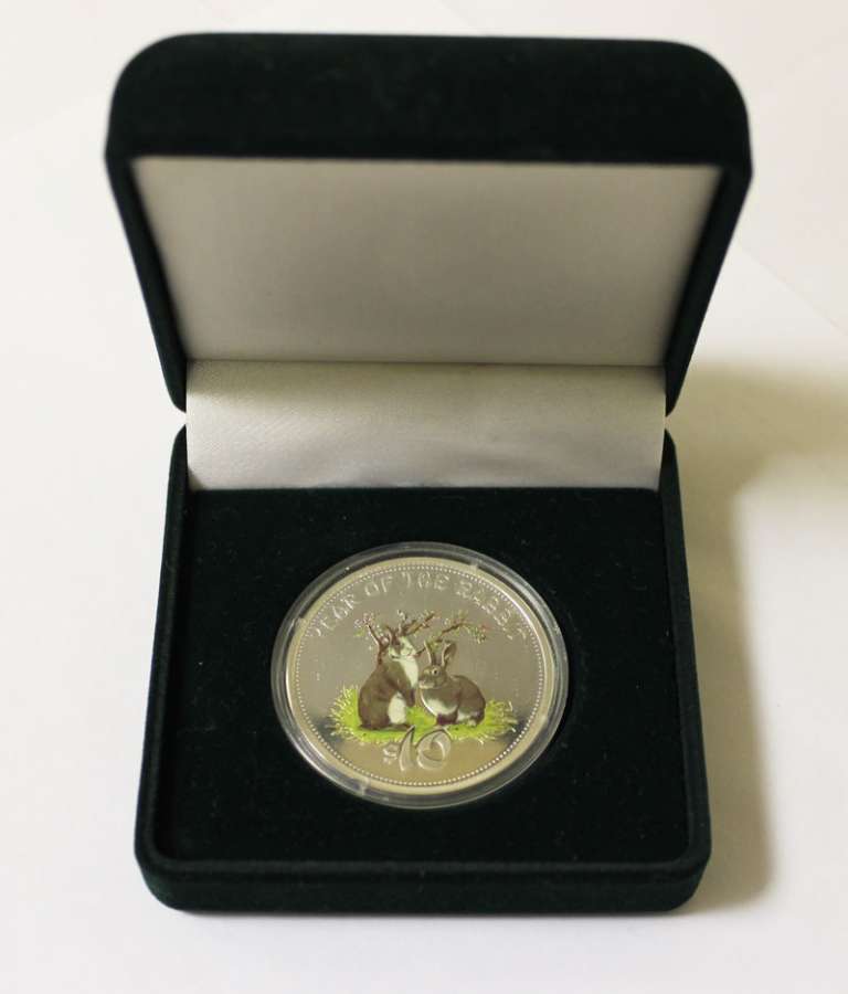 Монета Острова Кука 2011 год 10 долларов &quot;Год кролика&quot; в футляре, PROOF, цветная (серебро)