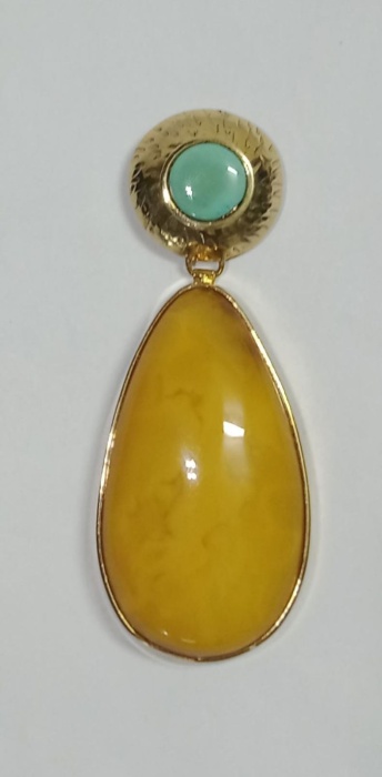 Подвеска кулон янтарь серебро 925 проба 28 гр (сост. на фото)