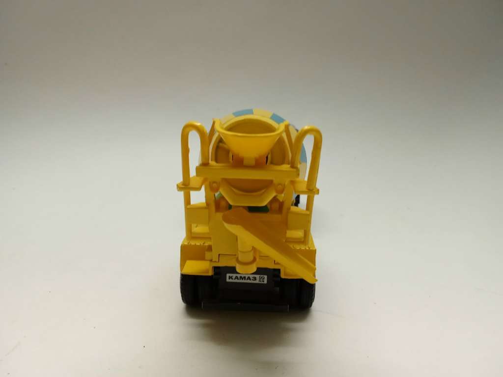 Модель авто 1:43 Камаз 54115 Бетономешалка без коробки