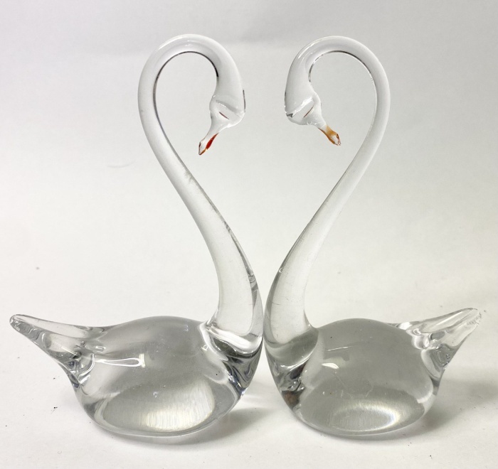Статуэтки лебеди СССР стекло 2 шт 