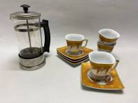 Набор кофейных чашек 4 пары и френч пресс
