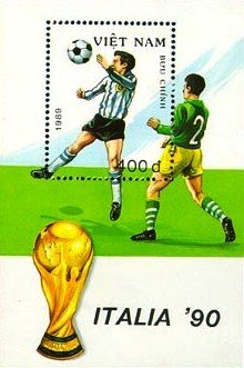 (1989-099) Блок марок  Вьетнам "Футбол"    ЧМ по футболу 1990, Италия III &Theta;