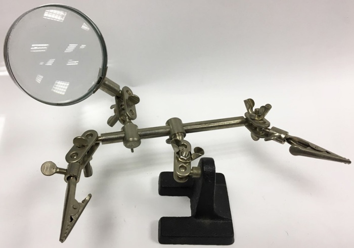 Держатель &quot;Третья рука&quot;, с лупой (сост. на фото)