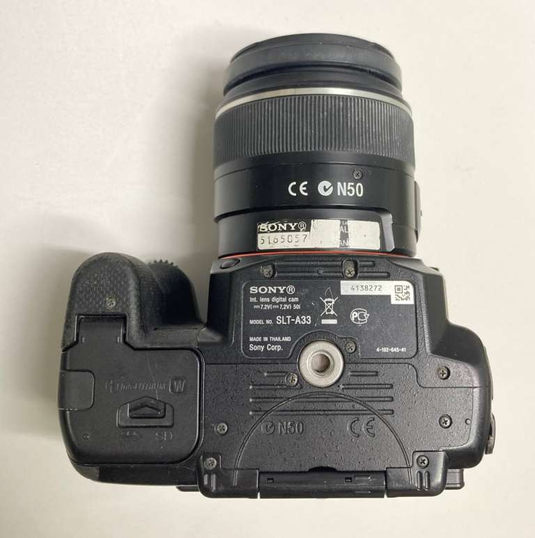 Зеркальный фотоаппарат Sony SLT-A33 с объективом Sony N50
