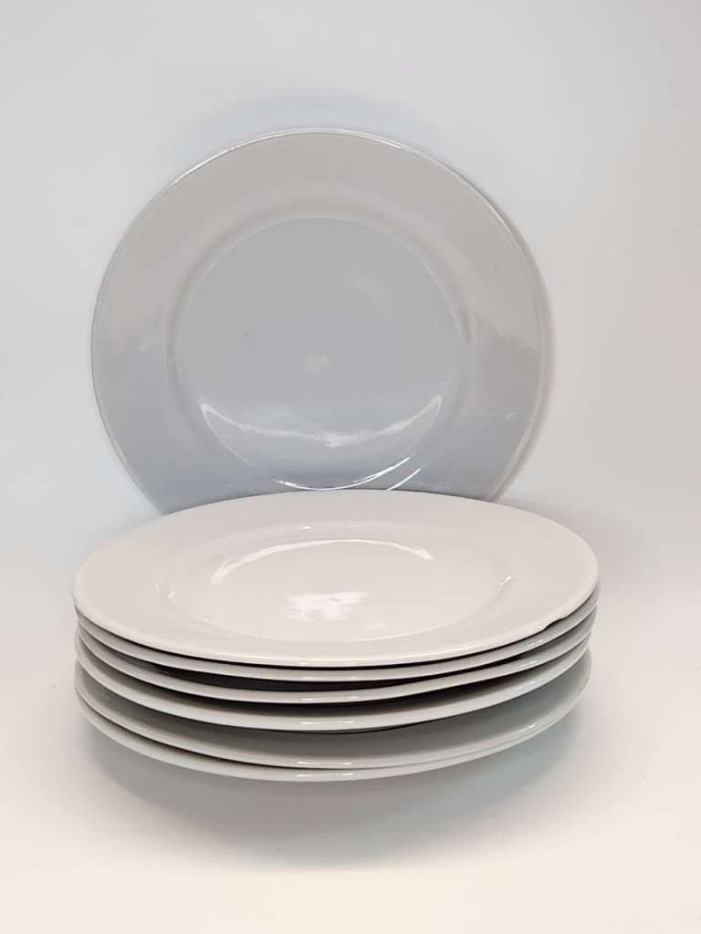 Тарелки десертные белые 12 шт разные