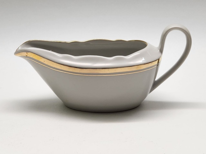 Соусник Рига СССР белый с золотым