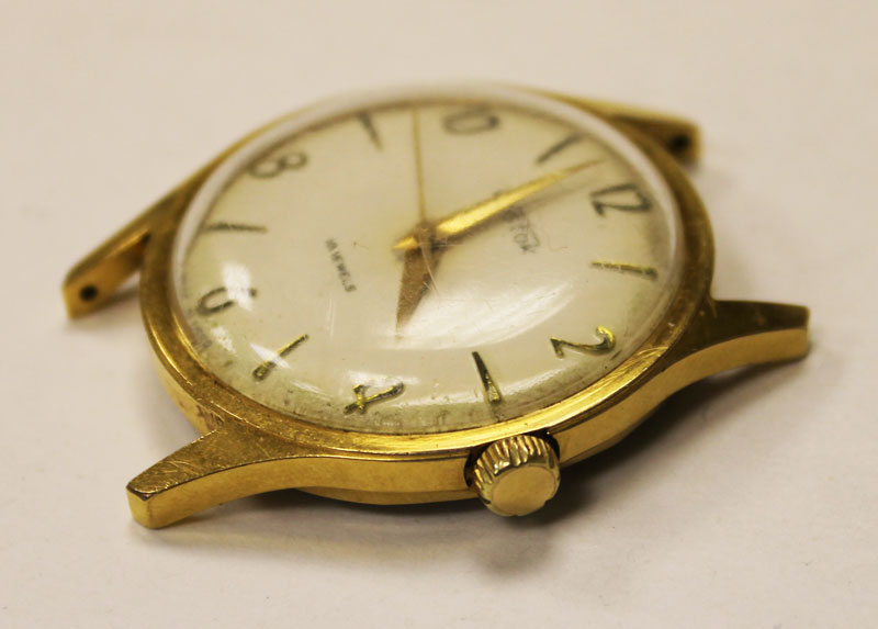 Часы наручные позолоченные &quot;Wostok&quot;, 16 камней, СССР, без ремешка, на ходу (см. фото)