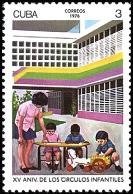 (1976-024) Марка Куба "Играющие дети"    15 лет дошкольных учреждений Кубы III Θ