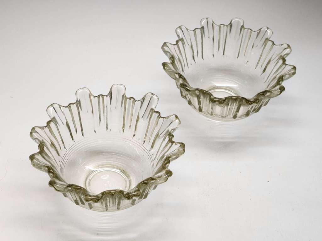 Вазы конфетницы 2 шт Уральский стекольный завод