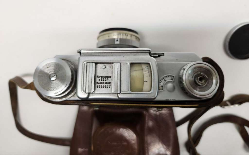 Фотоаппарат плёночный Киев Объектив Юпитер 8 СССР  