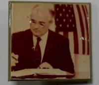 Значок Знак СССР "Михаил Горбачев" На булавке 