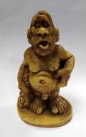 Статуэтка "Дикарь", резьба, авторская работа (см. фото)
