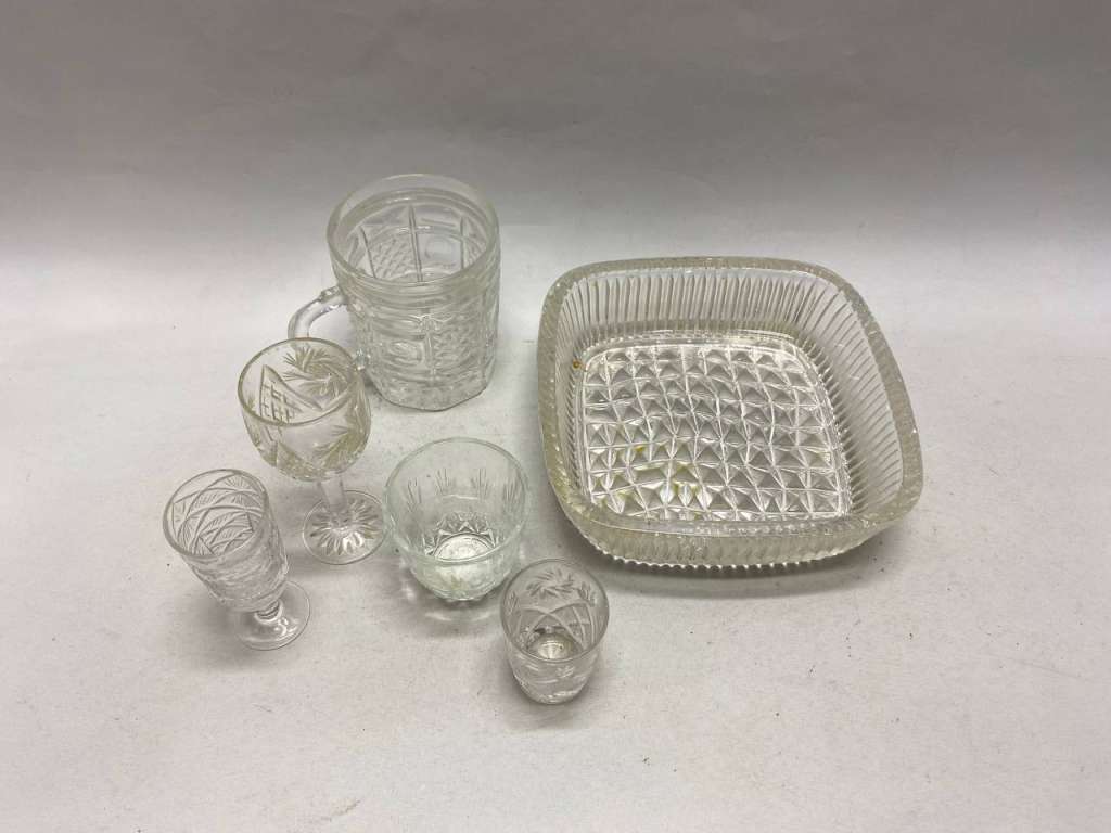 Салатник, чашка и рюмки, хрусталь