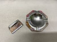 Пепельница и зажигалка