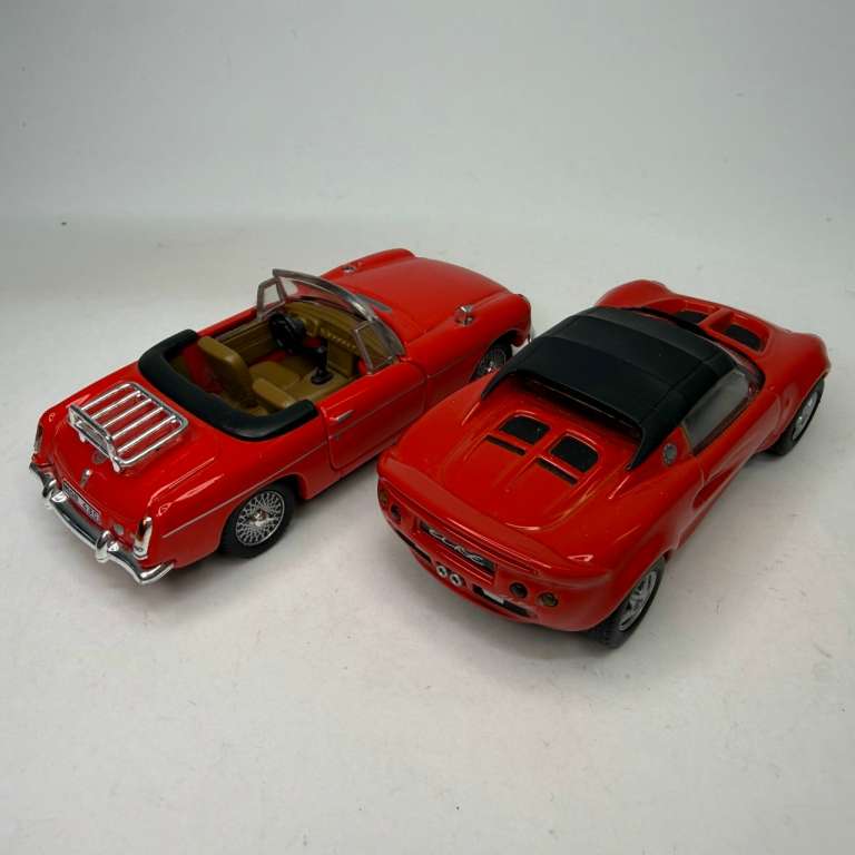 Набор моделей MG MGB Roadster Lotus Sport Elise 1:43 Cararama Hongwell без блистера