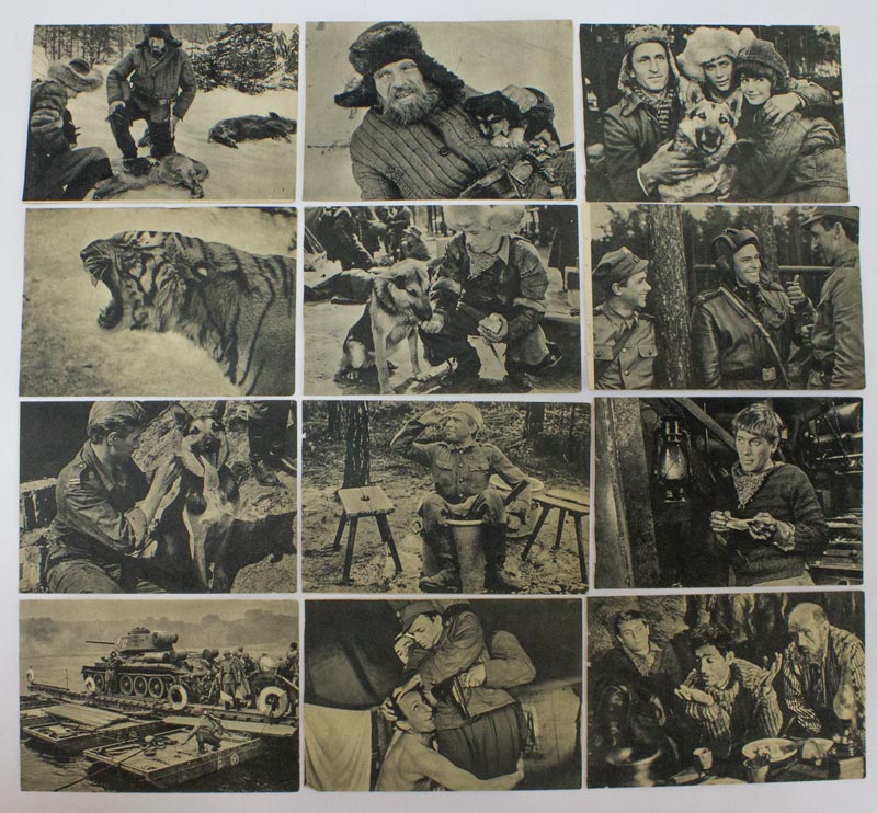 Набор разных чернобелых открыток в основном на военные темы, бумага тонкая (22 штуки)