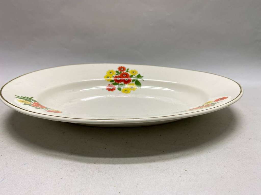 Блюдо сервировочное овальное ЗИК 24*34 см