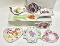 Фарфоровые сувениры 8 предметов лопатка + тарелки 