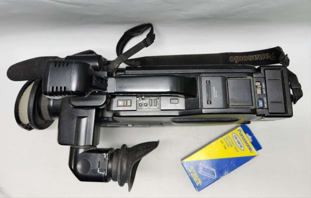 Видеокамера Panasonic NV-M3000  Япония  Работоспособность не проверялась