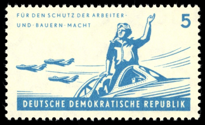 (1962-008) Марка Германия (ГДР) &quot;Летчик&quot;    Народная Армия ГДР III Θ