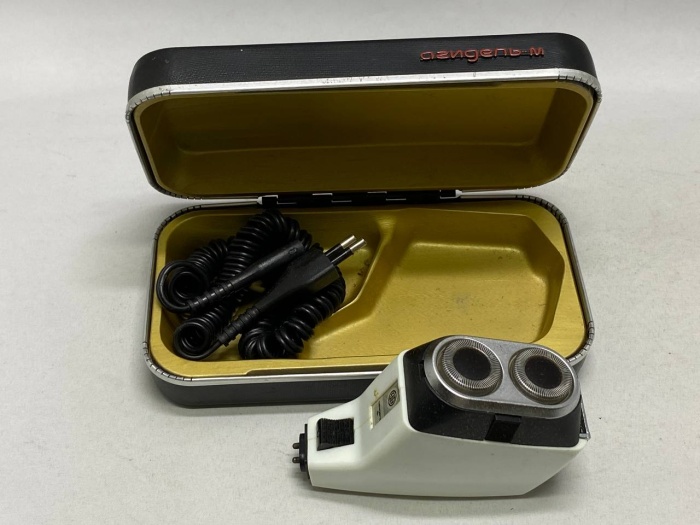 Бритва электрическая Агидель - М СССР, проводная, рабочая