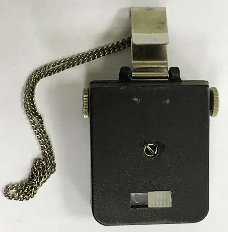 Шагомер механический &quot;Заря&quot;, СССР (сост. на фото)