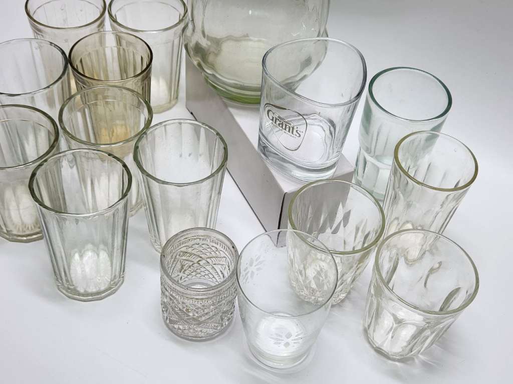 Графин (кувшин) и 15 стаканов стекло