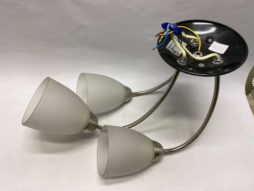 Люстра потолочная 3х рожковая