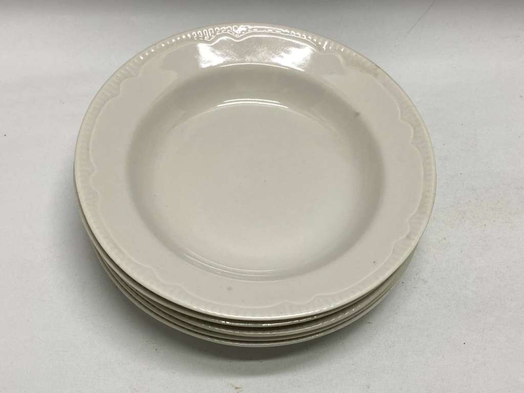 Тарелки фарфор 5 шт