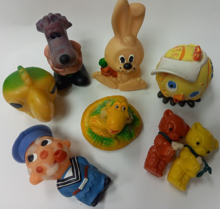 Набор игрушек резиновых 7 шт СССР (сост.на фото)