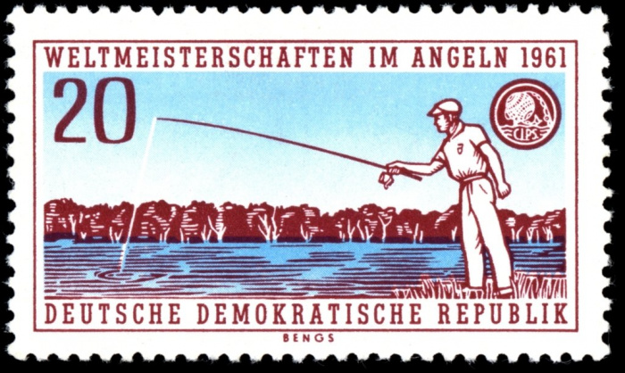 (1961-036) Марка Германия (ГДР) &quot;Рыбак&quot;  красная  Рыбная ловля III Θ