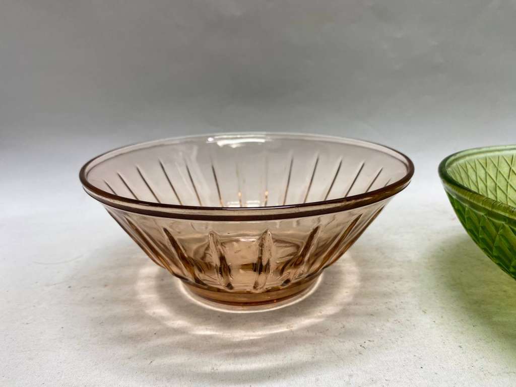 Салатник цветное стекло СССР 2 шт