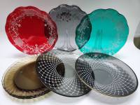 Тарелки цветное стекло разные сетка рифленый край с позолотой 8 штук