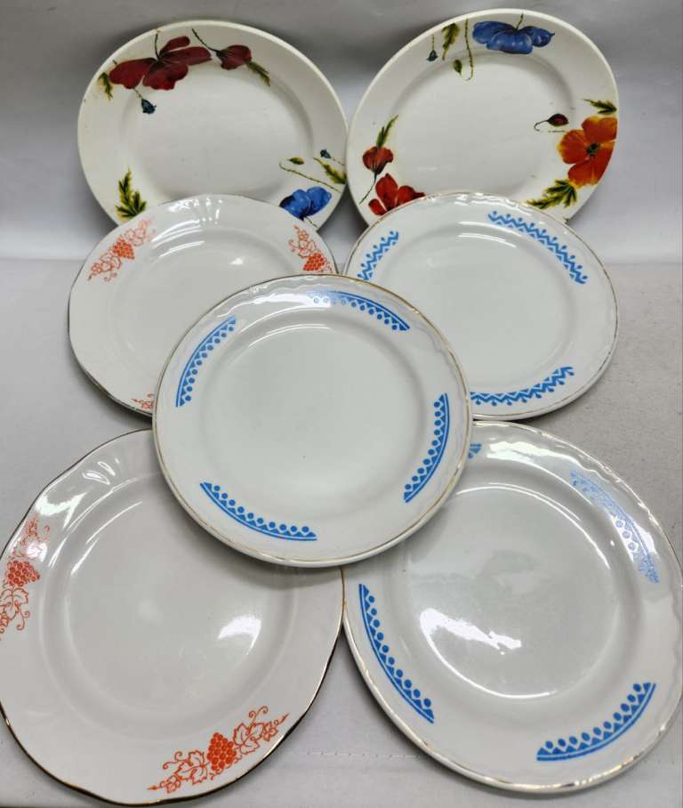 Тарелки десертные 20 шт разные