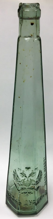 Бутылка &quot;Иванъ Дурдинъ&quot;, цветное стекло, СПб, 1900-1905 гг., 34 см. (сост. на фото)