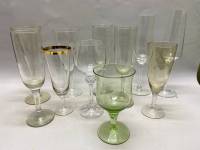 Бокалы на ножке разной формы и  высоты стекло, 11 шт